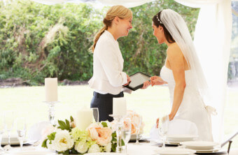What Does a Wedding Coordinator Do?