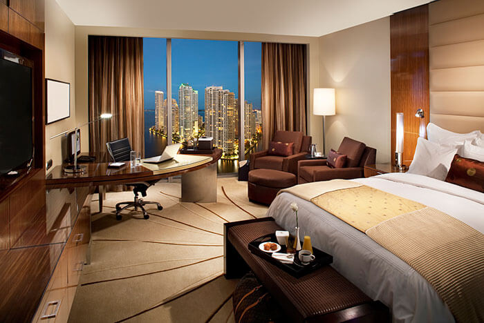 Top 10 Reasons to Stay in a Luxury Hotel | Superpages