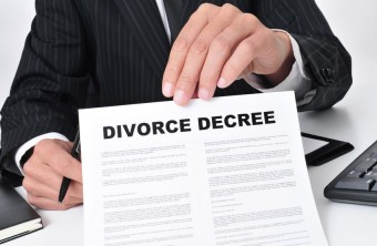 Top 10 Things to Know About Collecting Alimony in a Divorce