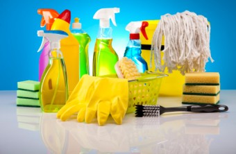 Using a House Cleaning Checklist