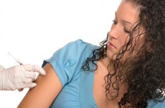 Teenage Vaccinations: What Shots Does My Preteen/Teen Need?