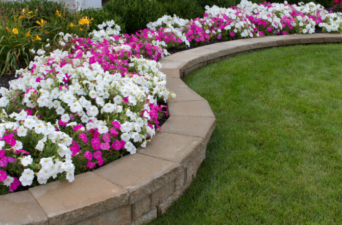 landscaping contracts: what to expect