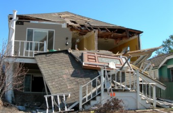 Strengthen Your Roof Before the Hurricane