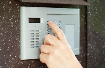4 Reasons Why You Should Buy an Apartment Intercom System
