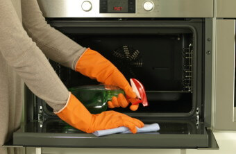 Top 4 Reasons Your Oven Stopped Self-Cleaning