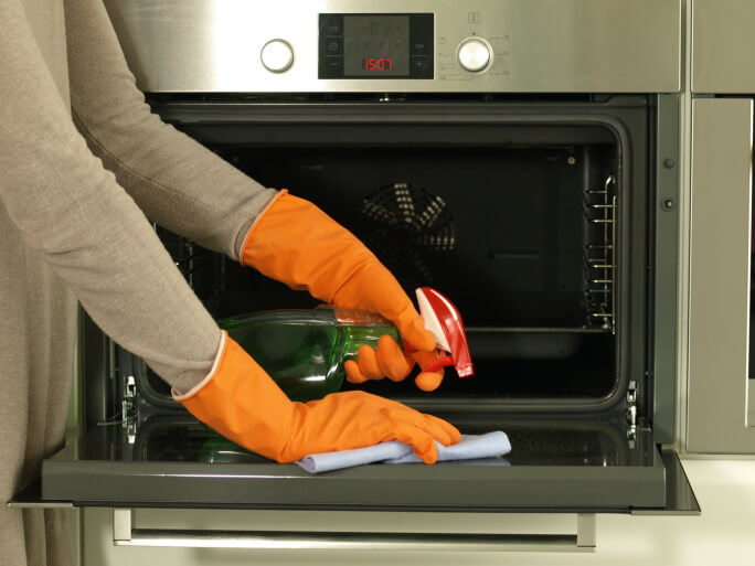Top 4 Reasons Your Oven Stopped Self-Cleaning