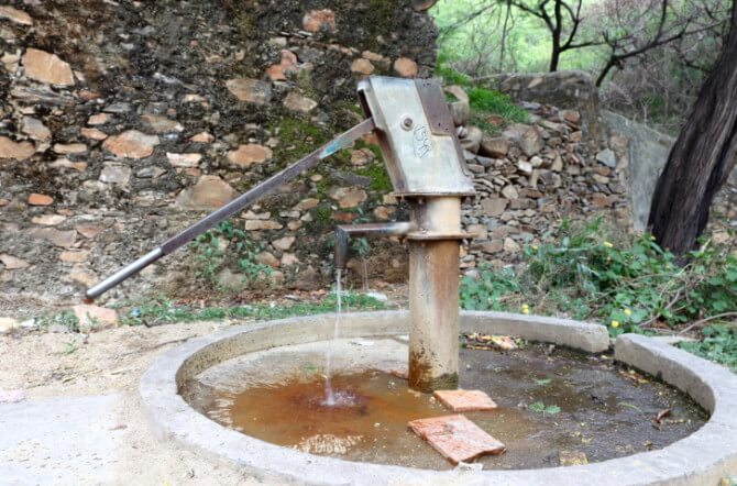 Signs & Symptoms: 7 Natural Well Water Pollutants