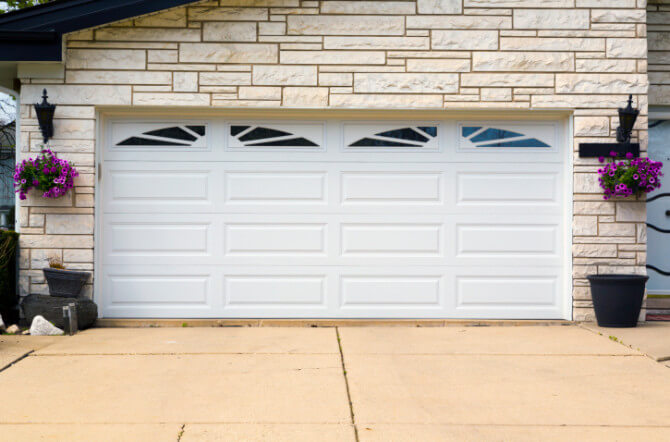 Should Your Next Garage Door Be Metal, Wood, or Fiberglass?