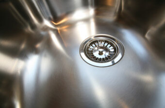 Kitchen Sinks: Choose the Right Strainer